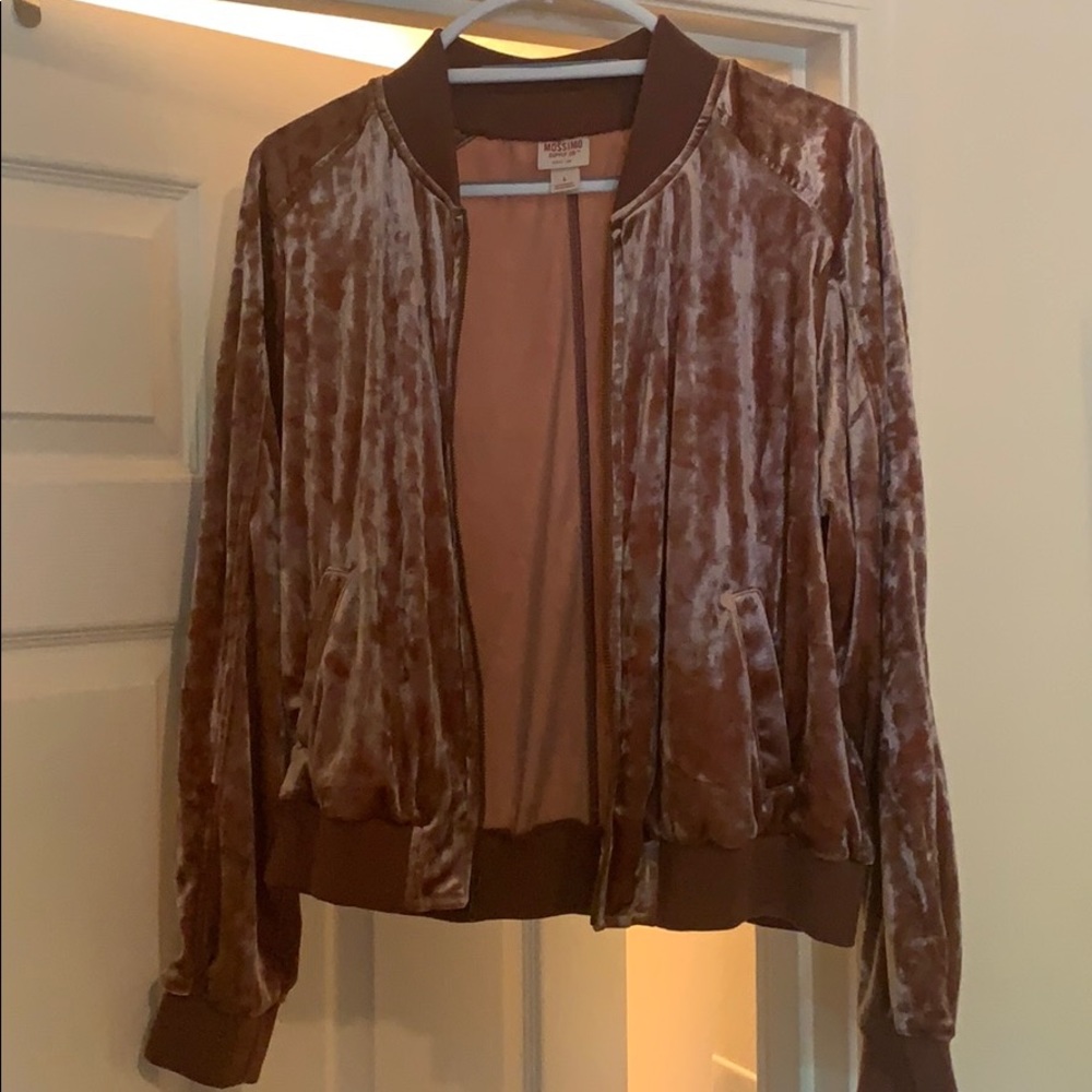 💕Rose Gold Velvet Jacket💕